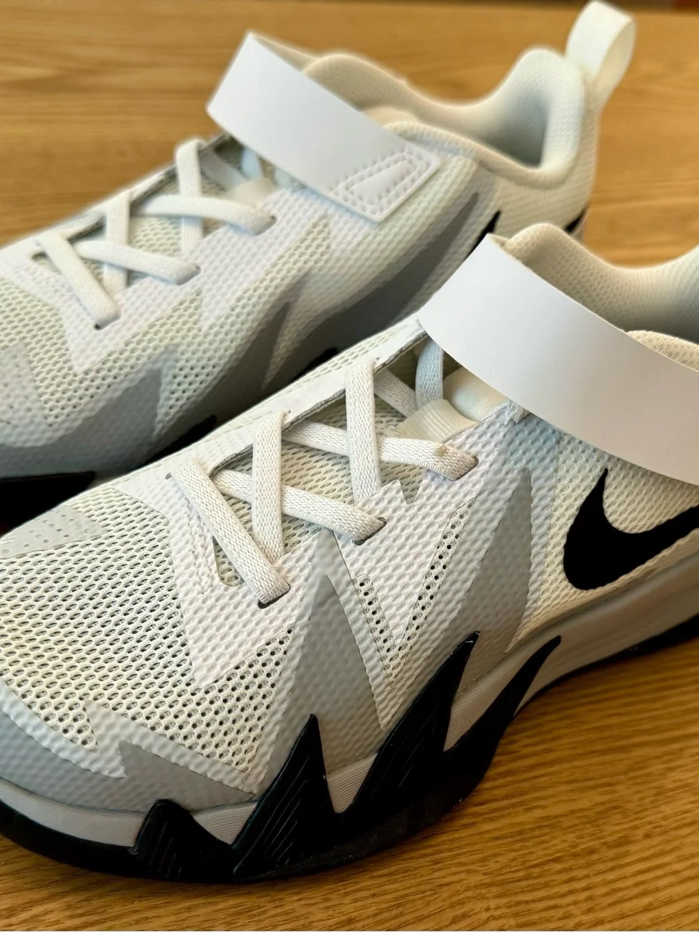 Nike Men’s White and Black Athletic Basketball Shoes